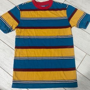 No Boundries Tshirt XS (30-32)